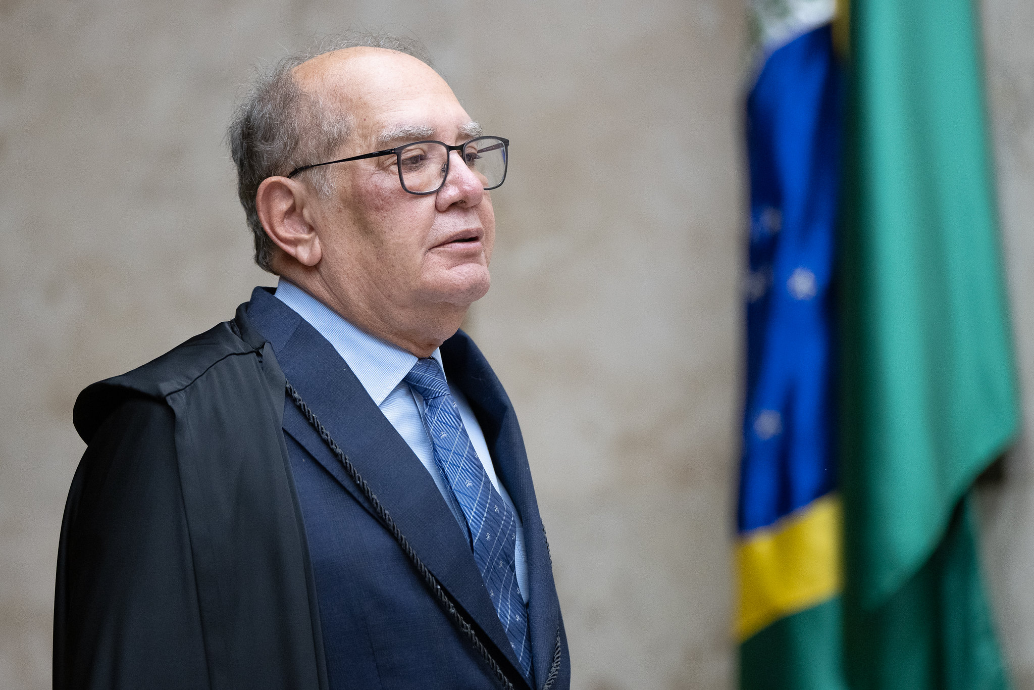 Gilmar Mendes suspende decisões que obrigavam governo a fornecer remédio de R$ 18 milhões