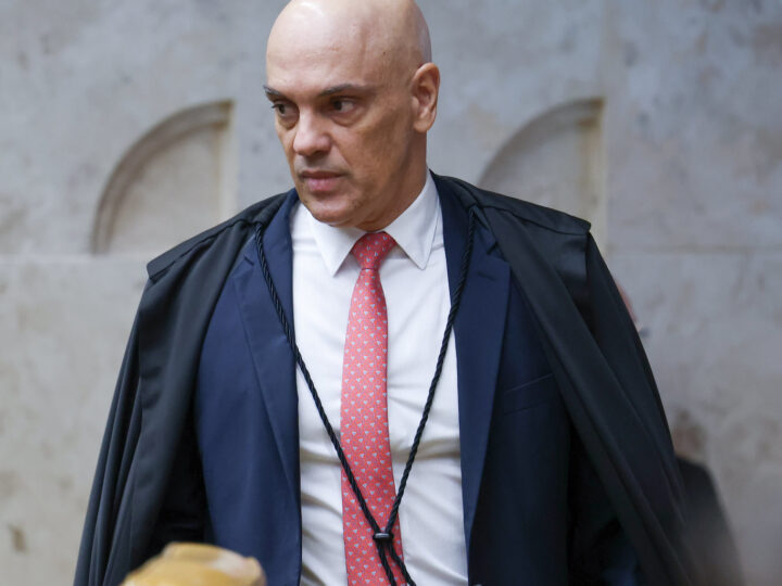 Parlamentares dos EUA querem cancelar vistos de Moraes e de outros ministros do STF